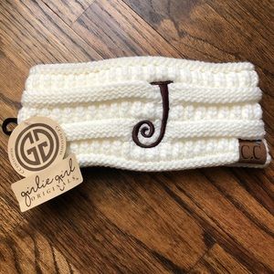 Head wrap "girlie girl" J monogram
